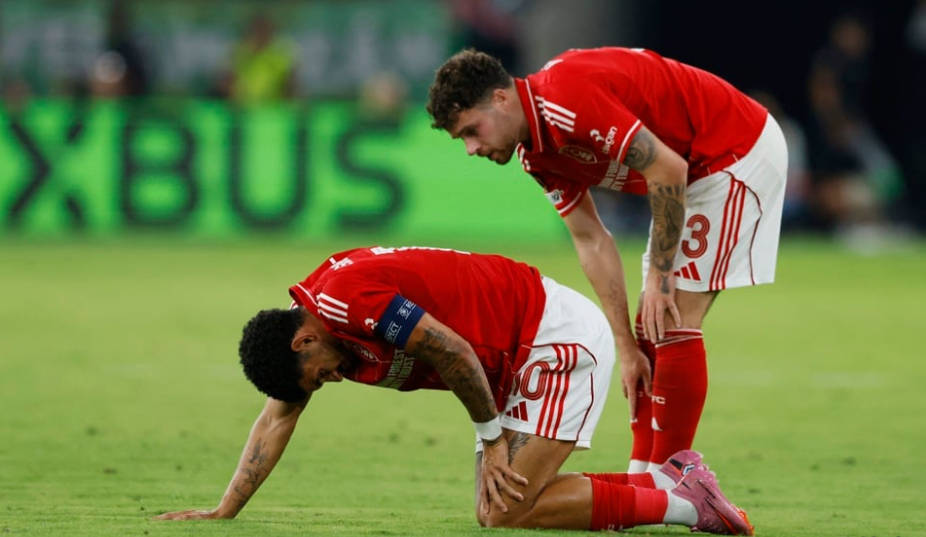 难求外, 森纳 难求外, 森纳