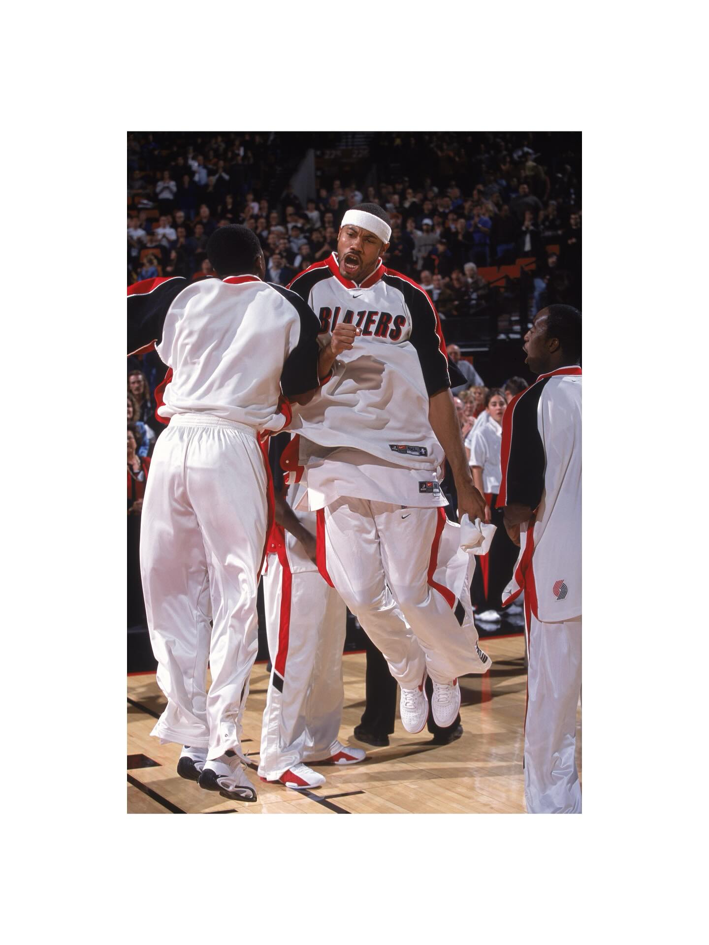 开拓者官方, 照为拉希德 开拓者官方, 照为拉希德