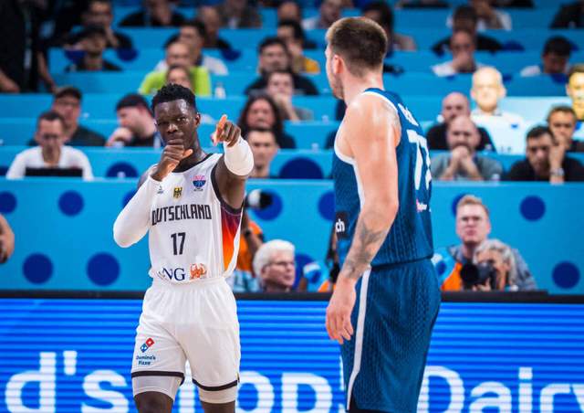 决定比赛走 决定比赛走